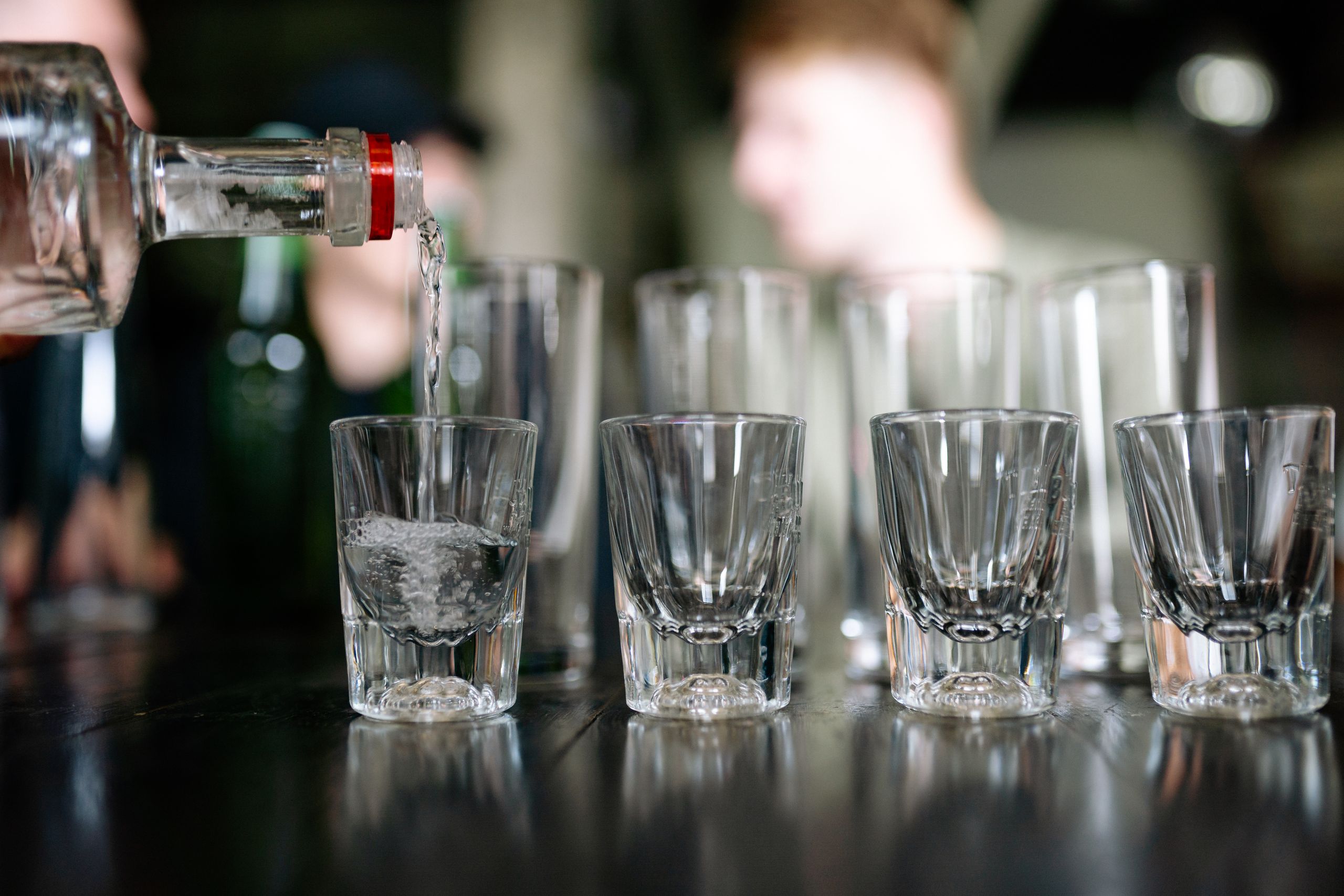 Foto van Yan Krukau Alcoholverslaving aanpakken: wanneer kies je voor een afkickkliniek?